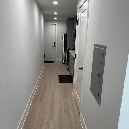 Luxury Stay For Nyc Visit Jersey City 7 Min Walk Nyc Train Station Exterior photo